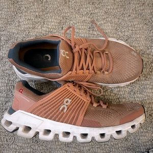 Oncloud Tennis Shoes